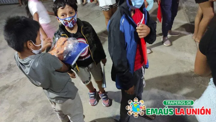 Donaciones en Parque Industrial: ¡Tu Apoyo Transforma Vidas con Traperos de Emaús La Unión!