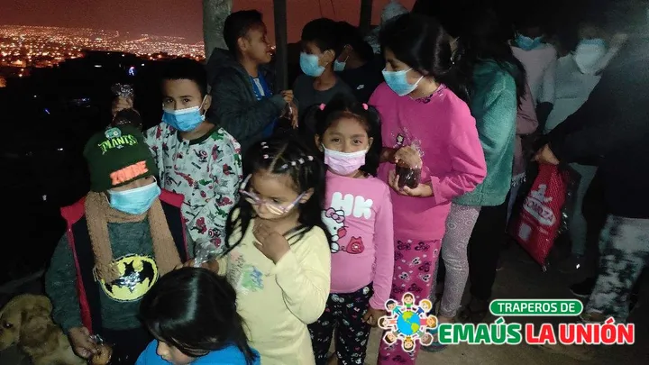 La Importancia de Donar Ropa: Transforma Vidas y Cuida el Planeta