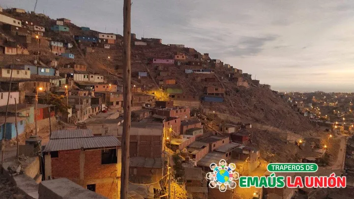 ¡Tu Apoyo Transforma! Recolección de Muebles Usados en Santiago de Surco para Obras Sociales