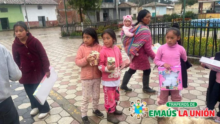 Recolección de Reciclaje a Domicilio en Valdiviezo: ¡Ayuda y Recicla con Emaús La Unión!