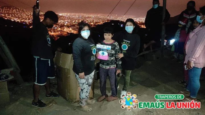 ¡Libera espacio y ayuda! Recolección de ropa usada en Punta Negra